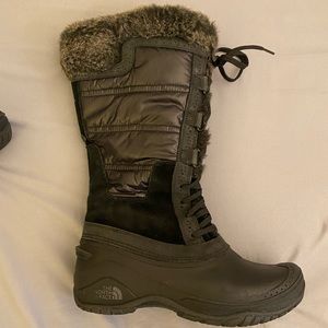 North Face Lace Up Thermoball Winter Booth Sz 7